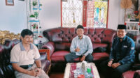 Bangun Komunikasi Baik Saat Momen Paskah, Muslim Ahmadiyah Sintang Bersilaturahmi kepada Ketua FKUB
