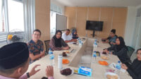 Mahasiswa Magister UGM Kunjungi Jemaat Ahmadiyah Yogyakarta, Dalami Topik Seputar  Agama dan Membina Perdamaian