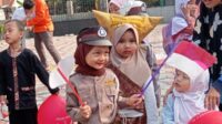Pawai Pakaian Adat dan Profesi Meriahkan HUT ke-79 RI di Jemaat Ahmadiyah Sindangbarang