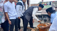 Amir Nasional Jemaat Ahmadiyah Indonesia Pimpin Doa Pembangunan Menara Mesjid Mubarak Tambun