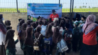 Cerdik Kelola Sampah Plastik, Mubaligh Muslim Ahmadiyah Tuban Bimbing Siswa dalam Program Penguatan Profil Pancasila