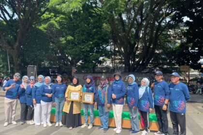 Komunitas Donor Mata Indonesia Ahmadiyah Jabar Terima Penghargaan di World Sight Day 2024