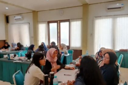 Wujudkan Perdamaian, Lajnah Imaillah Gunung Kidul Berpartisipasi dalam Pelatihan Peningkatan Kapasitas Perempuan Lintas Iman