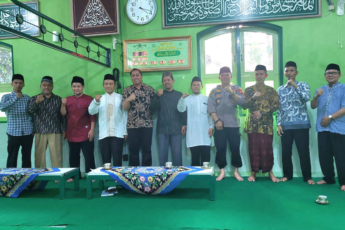 Jemaat Ahmadiyah Banyumas Raya menghadiri acara halaqah bersama sejumlah ormas Islam