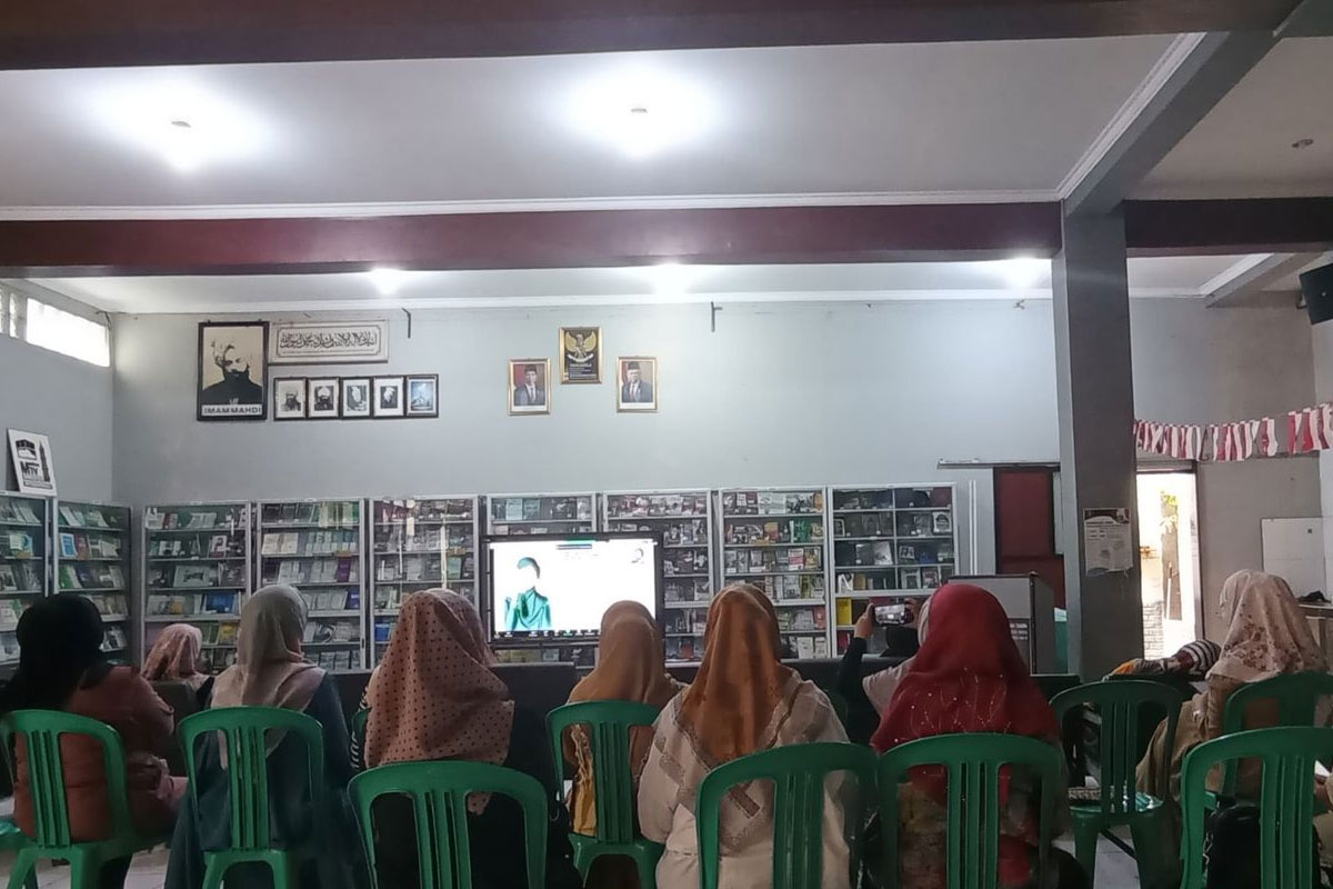 Lajnah dan Nashirat Jabar 06 melaksanakan Muawanah Gabungan