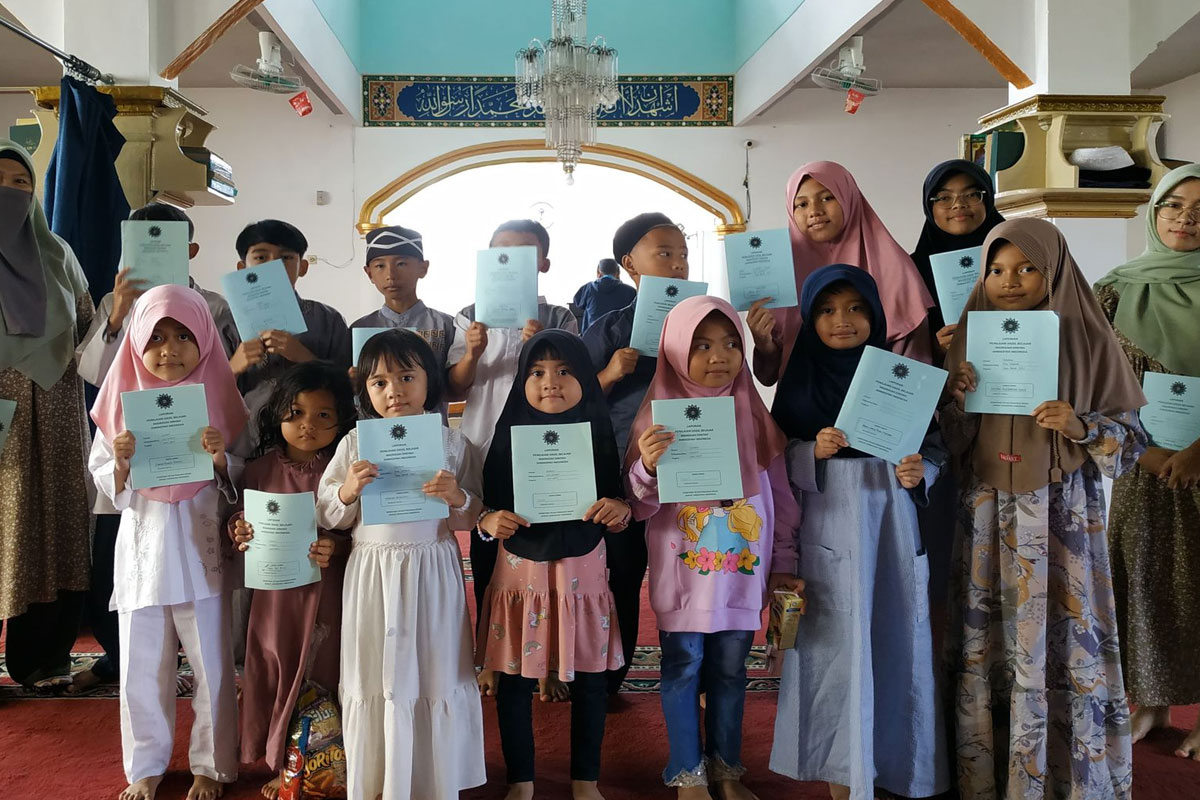 Semarak Pembagian Raport Pra Madrasah Al-Mahmudah-Masjid Bilal Sukabumi