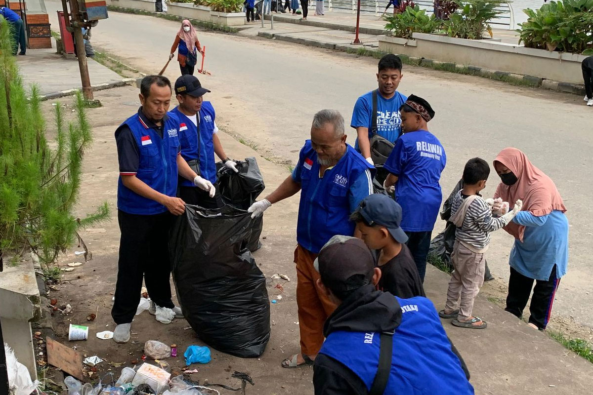 Clean The City Sintang