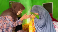 Lajnah Imailah Sukapura Salurkan Paket Sembako ke Warga di Momen Sambut Ramadhan