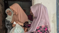 Lajnah Imaillah Cilegon Aksi Sosial, Bagikan Sembako ke Lansia dan Warga Tak Mampu