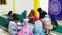 Semarak Ramadhan, Jemaat Ahmadiyah Kampung Anam Ajak Anak-Anak Khatamkan Al-Quran