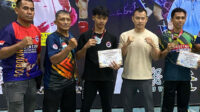 Pemuda Ahmadiyah Sintang Sabet Perak di Kejurda Kickboxing Kalbar 2025
