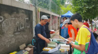 Jemaat Ahmadiyah Yogyakarta Gelar Pameran Al Quran dan Buku, Meriahkan Sunmor UGM