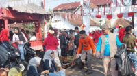 Jemaat Ahmadiyah Kawalu Adakan Aksi Bersih Bersih Pasca Upacara HUT RI