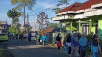 Jalan Sehat Jemaat Ahmadiyah Pagentan Disuguhkan Panorama Gunung Sindoro-Sumbing
