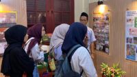 Jemaat Ahmadiyah Indonesia Gelar Pameran Al-Quran di Festival Media 2025, Sedot Perhatian Pengunjung
