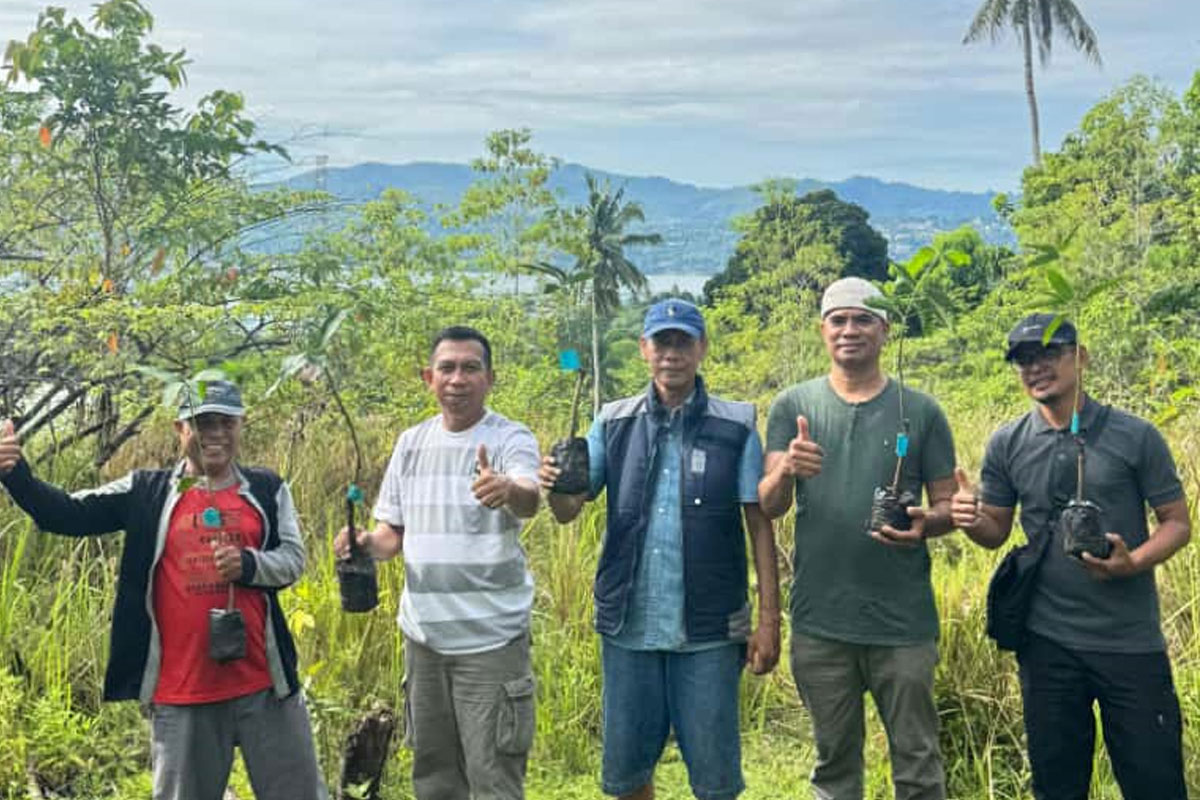 Jemaat Ahmadiyah Ambon