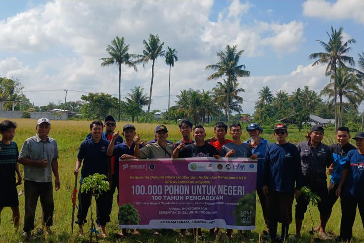 Penanaman 200 Bibit oleh Jemaat Ahmadiyah Mataram, Sambut Tasyakur 100 Tahun