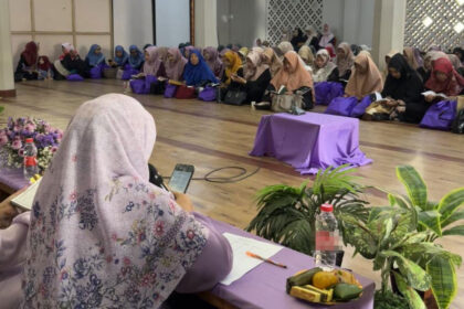 Masjid Jami Al Mubarak, Lenteng Agung, Jakarta Selatan menjadi pusat kegiatan keagamaan Festival Musabaqah Tilawatil Quran (MTQ) Akhlak Qur’ani, Selasa 21 Oktober 2025.