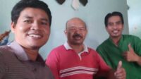 Pengurus dan Mubaligh Jemaat Ahmadiyah Pontianak Bincang Santai dengan Pendeta, Wujud Kerukunan
