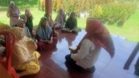 Ajak Warga Sekitar, Lajnah Imaillah Serua Berbagi di Momen Jumat Berkah