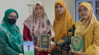 Silaturahmi ke UIN Saizu, Jemaat Ahmadiyah Jateng Hadiahkan Al-Quran Terjemah Bahasa Jawa