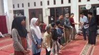 Jemaat Ahmadiyah Tenjowaringin Gelar Santunan Anak Yatim dalam Rangka Tasyakur 