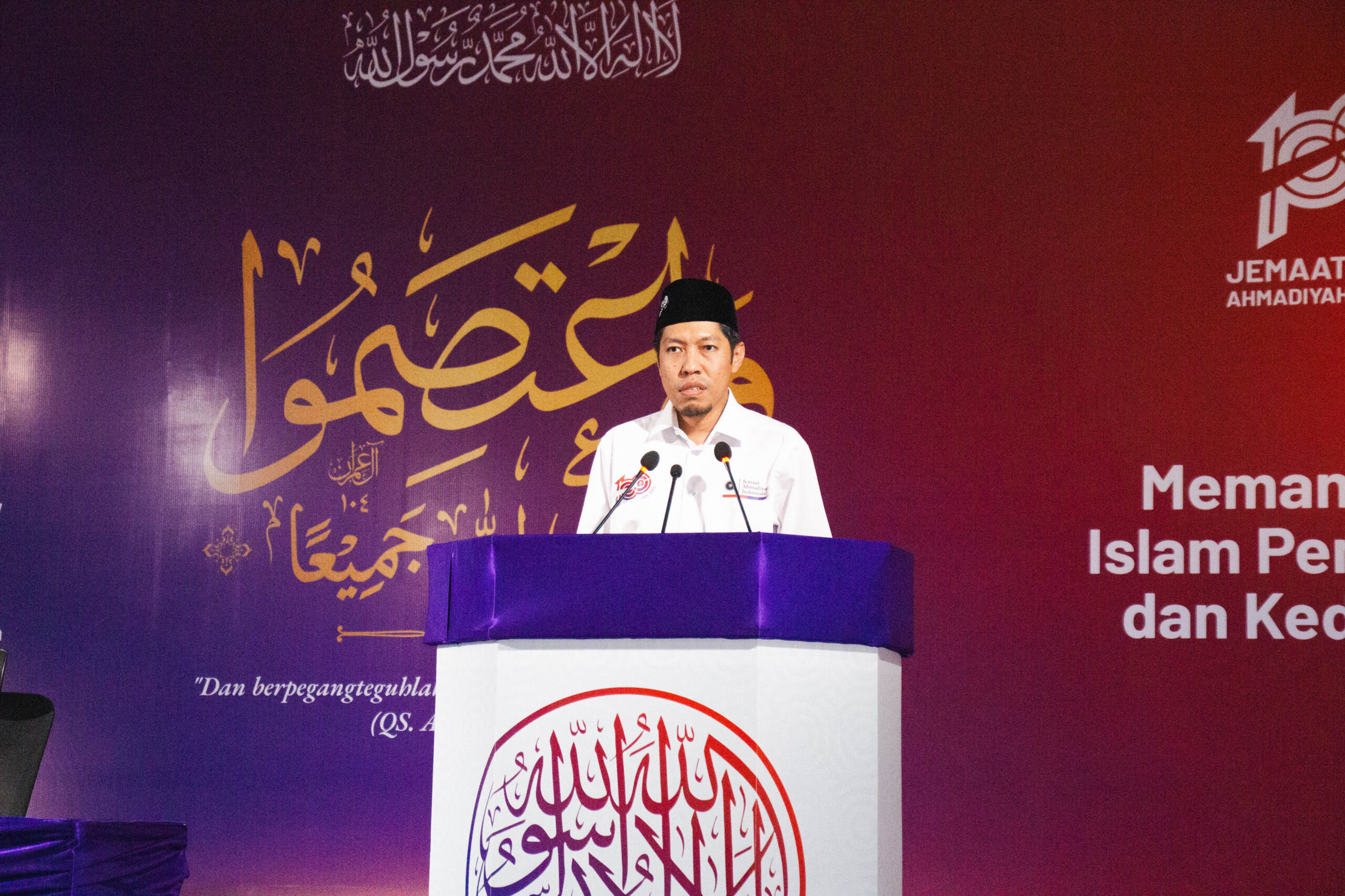 Amir Nasional JAI, Zaki Firdaus Syahid, dalam pembukaan Jalsah Salanah 2025 Tasyakur 100 Tahun JAI