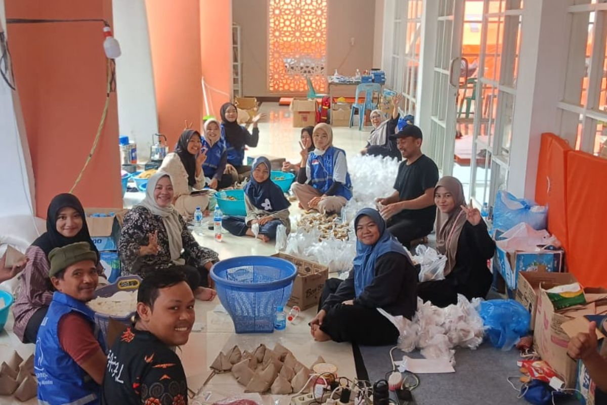 Relawan Humanity First di ACeh Tamiang