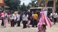 Program Masak dan Berbagi di Masjid Mahmudah Jemaat Ahmadiyah Gondrong Kenanga
