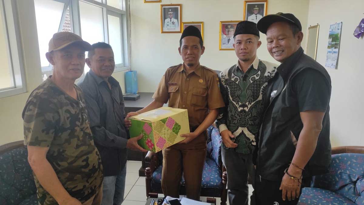 Jemaat Ahmadiyah Tenjowaringin