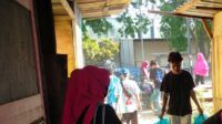 Gandeng Alphind, Lajnah Imaillah Batam Salurkan Bantuan untuk Korban Kebakaran