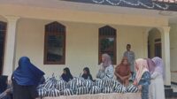 Lajnah Imaillah Neglasari Gelar Bakti Sosial untuk Lansia dan Warga Sekitar