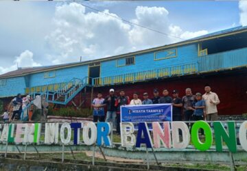 Wisata Tarbiyat Jemaat Ahmadiyah Sintang Pererat Silaturahmi antar Anggota