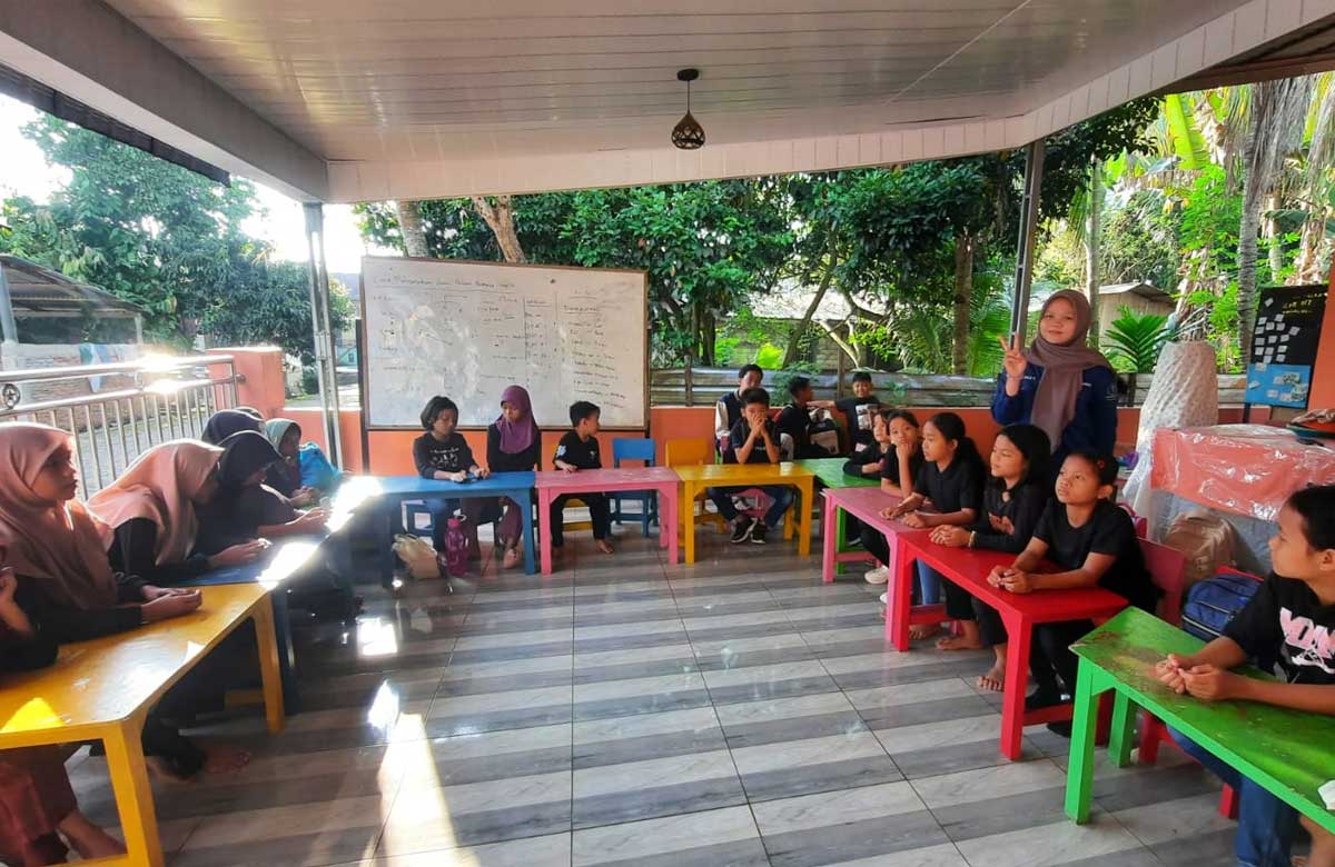 Jemaat Ahmadiyah gagas rumah belajar