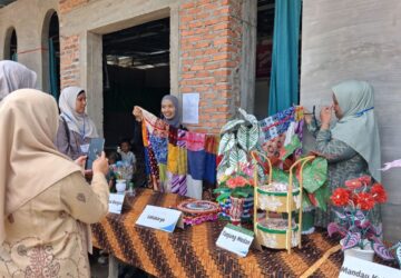 Lajnah Imaillah Tanjung Medan Sulap Sampah Anorganik Jadi Kemenangan di Ijtima Daerah