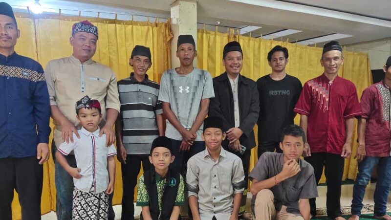 Momen Iduladha di Jemaat Ahmadiyah Entikong Khidmat dan Penuh Kebersamaan