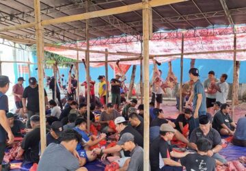 Jemaat Ahmadiyah Gondrong Gelar Pemotongan Hewan Kurban, Distribusikan Ribuan Paket