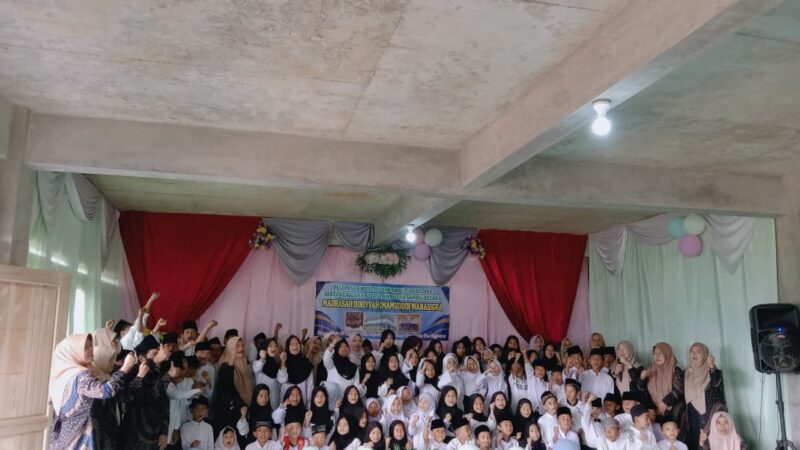 Madrasah Diniyah Imamuddin Wanasigra Lepas Siswa Wustha dan Awaliyah