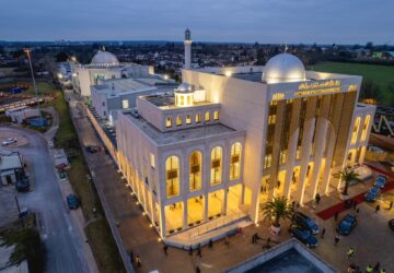 Baitul Futuh, Simbol Islam yang Tumbuh melalui Pelayanan dan Persaudaraan