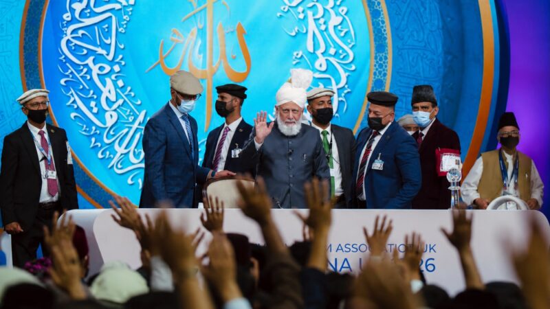 Syahadat Menjadi Penutup Jalsah Salanah UK 2026, Satukan Puluhan Ribu Muslim