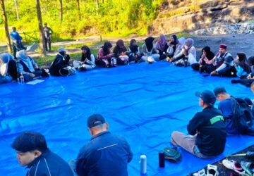 Generasi Muda Ahmadiyah Singaparna Pererat Ukhuwah Lewat Game Outdoor