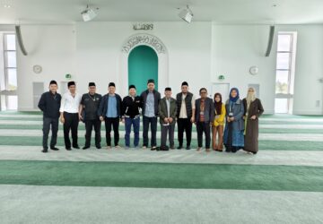 Jejak Seabad Dakwah Islam di Eropa, Tokoh Nasional Kunjungi Masjid Ahmadiyah di London