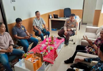 Pererat Silaturahmi, Jemaat Ahmadiyah Yogyakarta Kunjungi Polsek Gondokusuman