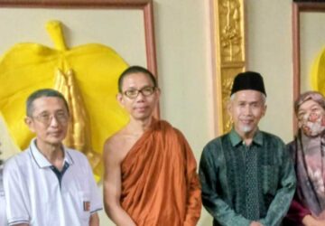 Mubaligh Ahmadiyah Lampung Sambangi Vihara Suvanna Dipa, Berdialog dengan Bhante
