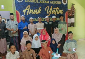 Lajnah Imaillah Bandung Wetan Peduli Anak Yatim