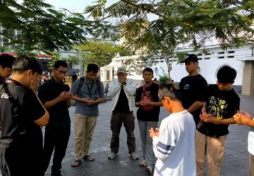 Pemuda Jemaat Ahmadiyah Depok Telusuri Jejak Sejarah Kota Tua Jakarta