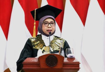 Ketua Nasional Perempuan Ahmadiyah Indonesia Raih Gelar Guru Besar Universitas Terbuka
