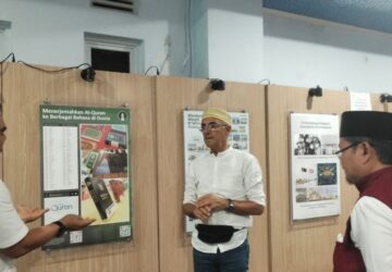 Evangelis Advent Terkesan Koleksi Alkitab di Perpustakaan Mubaligh Jemaat Ahmadiyah Sulsel