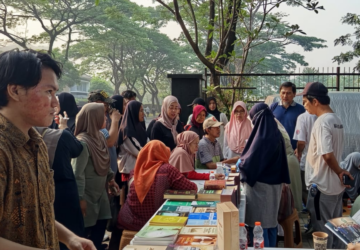 Pameran Buku Digelar Jemaat Ahmadiyah Gondrong, Ada Layanan Kesehatan Gratis
