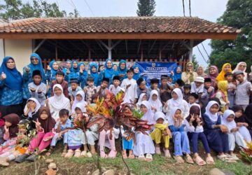 Rumah Belajar JAI Cisalada Terima Kunjungan PKK Ciampea Udik